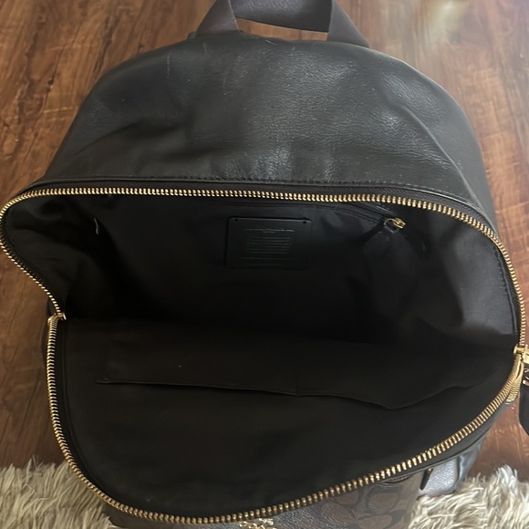 Coach Charter Medium Sized Backpack. Lightly used - Picture 3 of 3